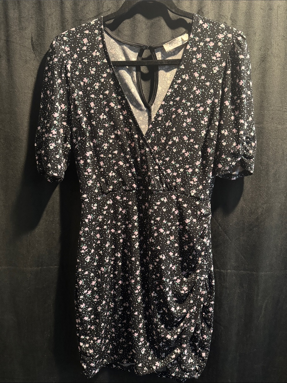 Black Floral V-Neck Short Sleeve Mini Dress